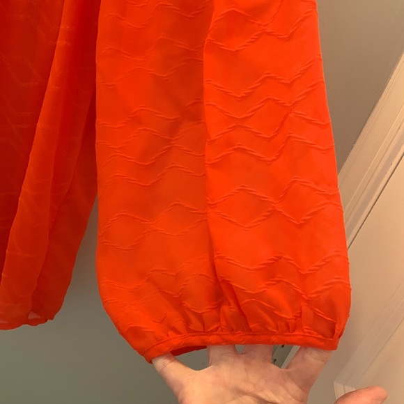 New Directions Orange Smocked Blouse Sz M - Picture 4 of 10